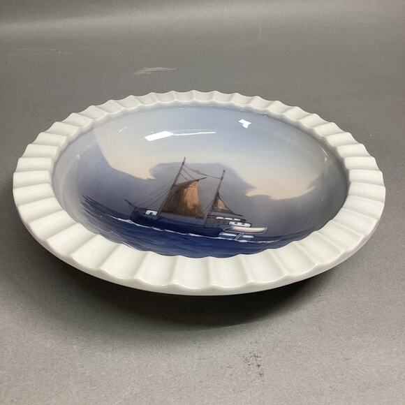 Vintage Lyngby Copenhagen Denmark Handpainted Porcelain Bowl #L97-52 - Picture 4 of 6
